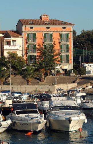Residenza D'Epoca La Corallina Castellabate Exterior foto